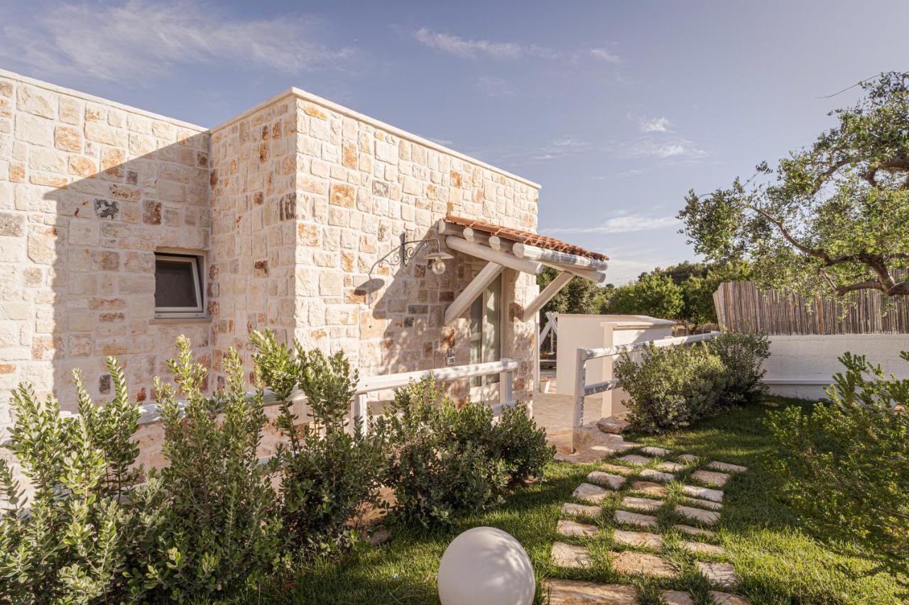 Relais Il Trullo Della Rupe Hotell Ostuni Exteriör bild