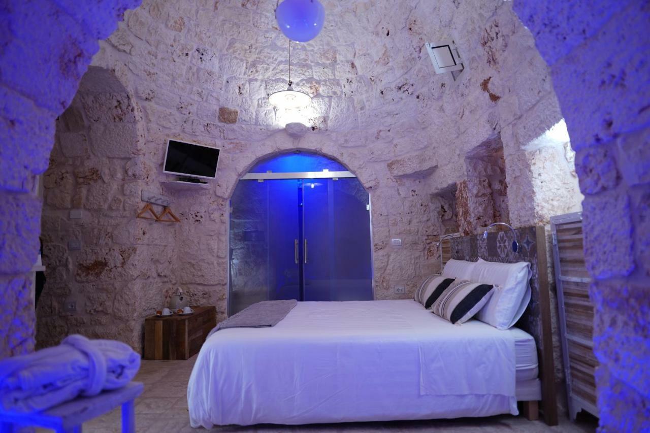 Relais Il Trullo Della Rupe Hotell Ostuni Exteriör bild