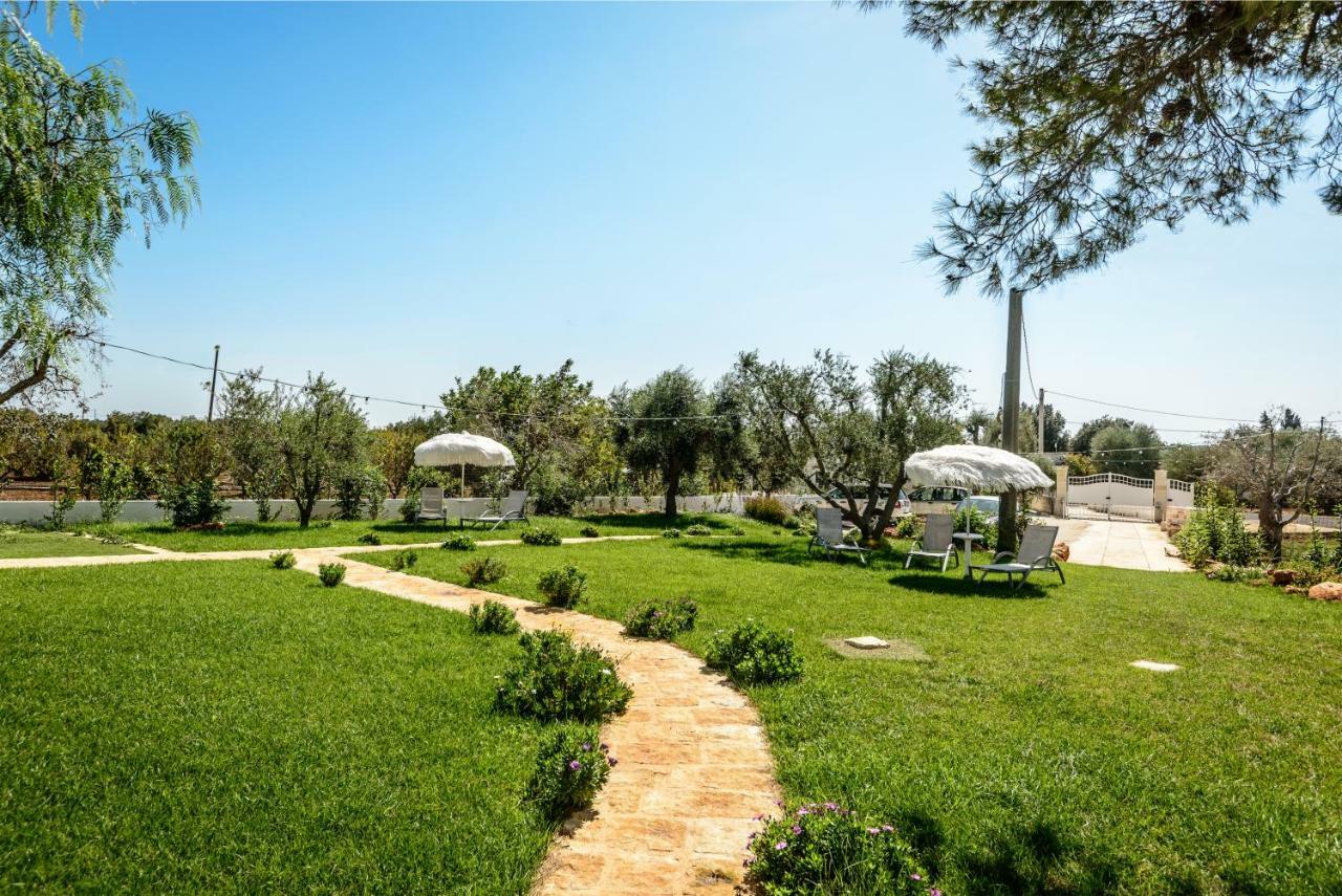 Relais Il Trullo Della Rupe Hotell Ostuni Exteriör bild